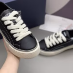 Dior Couple's B33 Low-Top Sneakers - Image 9