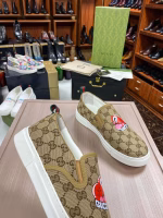 GUCCI Unisex Classic Flat Shoes - Image 4