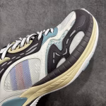 GUCCI Leather Round-Toe Drawstring Low-Top Lifestyle Casual Sneakers - Image 8