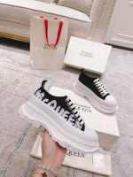 McQueen thick-soled couple's style - Image 5