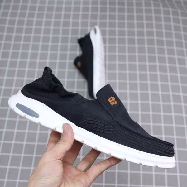 6 GUCCI Ultra-light Foam Sole Textured Fabric Casual Shoes - Image 1