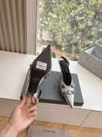 BALENCIAGA 2025 Spring/Summer New Curved-Heel Arch High-Heel Pumps & Sandals - Image 8