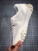 Xiaohongshu Viral Fila Mars Celebrity-Inspired Retro Running Shoes - Image 4