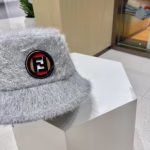 Fendi 2023 Autumn & Winter New Style Thickened Warm Bucket Hat - Image 5