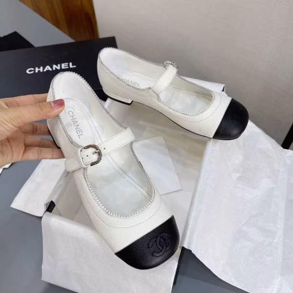 6 Recommended on Xiaohongshu: Chanel Vintage Mary Jane Dance Flats - Image 1