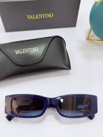 VALENTINO 2022 New Collection Sunglasses - Image 5