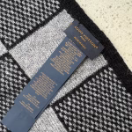 Louis Vuitton Damier Wool Knit Scarf - Image 7