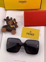 Fendi 2022 Early Spring New Arrival Square-Frame Sunglasses - Image 4