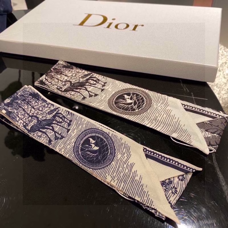 6 Dior Small Ribbon Hairband - Image 1