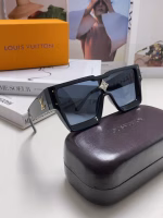 LV Louis Vuitton European and American Style Oversized Frame One-Piece Sunglasses - Image 4
