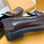 TOD'S 2025 New Small Chain T-Buckle Retro Loafers - Image 5