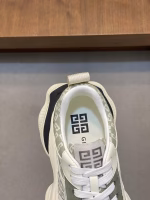 Givenchy's new men's thick-soled height-increasing casual sports shoes - Image 5
