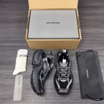 Balenciaga 6XL Round-Toe Lace-Up Low-Top Chunky Sneakers (Black) - Image 4