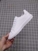 GUCCI Fine Pattern Casual White Sneakers - Image 4
