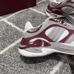 Gucci Couple's 2.0 Retro Sneakers - Image 6