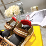 High-Quality Version: Fendi 2022 Summer Sandals - Image 7