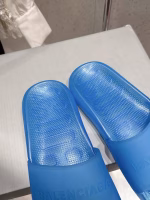 BALENCIAGA x Crocs Pool Collaboration Chunky-Soled Slides / Rubber Slides - Image 7