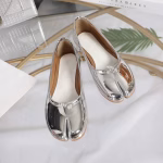 Maison Margiela Influencer Axi Ge-Inspired Split-Toe Shoes - Image 6