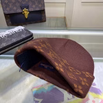 LV Original Single Double-Layer Wool and Cashmere Knit Hat - Image 9