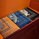 LV Louis Vuitton Scarf / LV Long Scarf