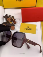 Fendi 2022 Early Spring New Arrival Square-Frame Sunglasses - Image 6