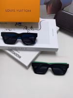 LV Louis Vuitton 2025 New Black-Green Color-Block Square Sunglasses - Image 3