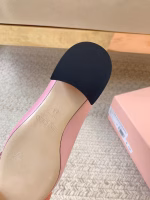 Jimmy Choo New Floral-Embellished Mid-Heel Mary Jane Flats - Image 6