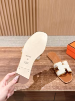 HERMÈS Classic H Slide Sandals - Image 2