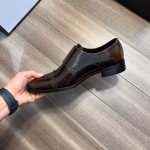 【Gucci】Gucci men's leather shoes in pearl-colored calfskin - Image 5