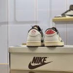 AJ Collaborative Low-Top Reverse Swoosh Couples' Sports Casual Shoes - Image 6