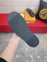 Louis Vuitton counter new casual men's slippers - Image 7