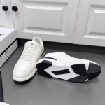 Givenchy Wing Low-Top Casual Sneakers - Lace-Up Style - Image 6