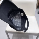 LV High-Quality Distressed Denim Visor Baseball Cap - Image 9