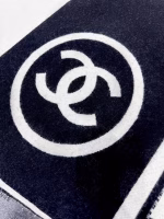 CHANEL Black-White Symmetric Double-Sided Large Shawl - Image 5