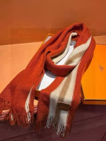 GUCCI High-End Cashmere Knit Scarf (Unisex) - Image 4