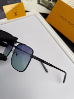 Original-Standard Quality Louis Vuitton (LV) Unisex Polarized Sunglasses - Image 6