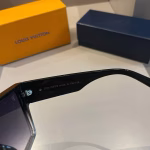 LV Louis Vuitton Cyclone Series Black-Frame Sunglasses - Image 7