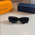 LV Louis Vuitton New Cat-Eye Sunglasses - Image 3