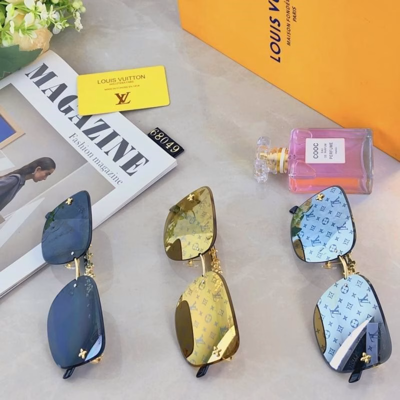 8 Louis Vuitton 2025 New Women's Sunglasses - Image 1
