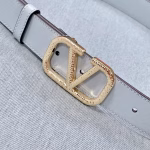 Valentino's elegant, luxurious and casual goddess belt - Image 8