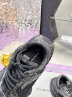 Balenciaga's latest Stapler Couple's Dad Sneakers - Image 4