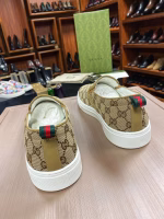 GUCCI Unisex Classic Flat Shoes - Image 7