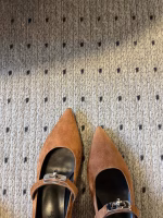 Hermès' Latest Spring-Summer Kelly-Buckle Pointed-Toe Single Shoes - Image 5