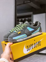 Nike x Los Angeles trendy store collaborative Cortez shoes - Image 3