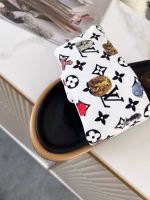 LV 2022 Spring-Summer New Arrival – The Latest Counter Version Down Slippers - Image 6