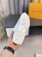 LV new men's sports shoes - Image 7