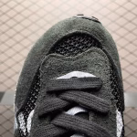 Nike Sacai x NK Vaporwaffle 3.0 Black and White sneakers - Image 3