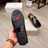 Versace's new men's casual slip-on shoes - Image 8