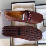 Gucci's new counter-style handcrafted men's driving shoes/bean shoes - Image 7