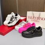 Valentino 2023 New Casual Shoes (Couple Style)
